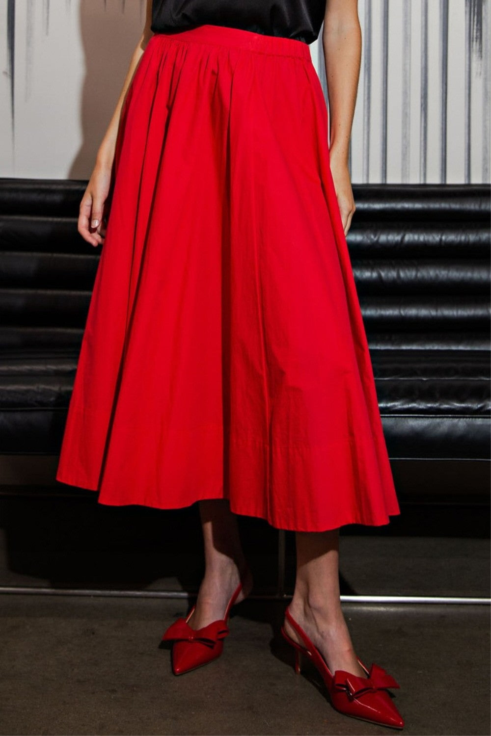 Porsha - red midi skirt with pockets