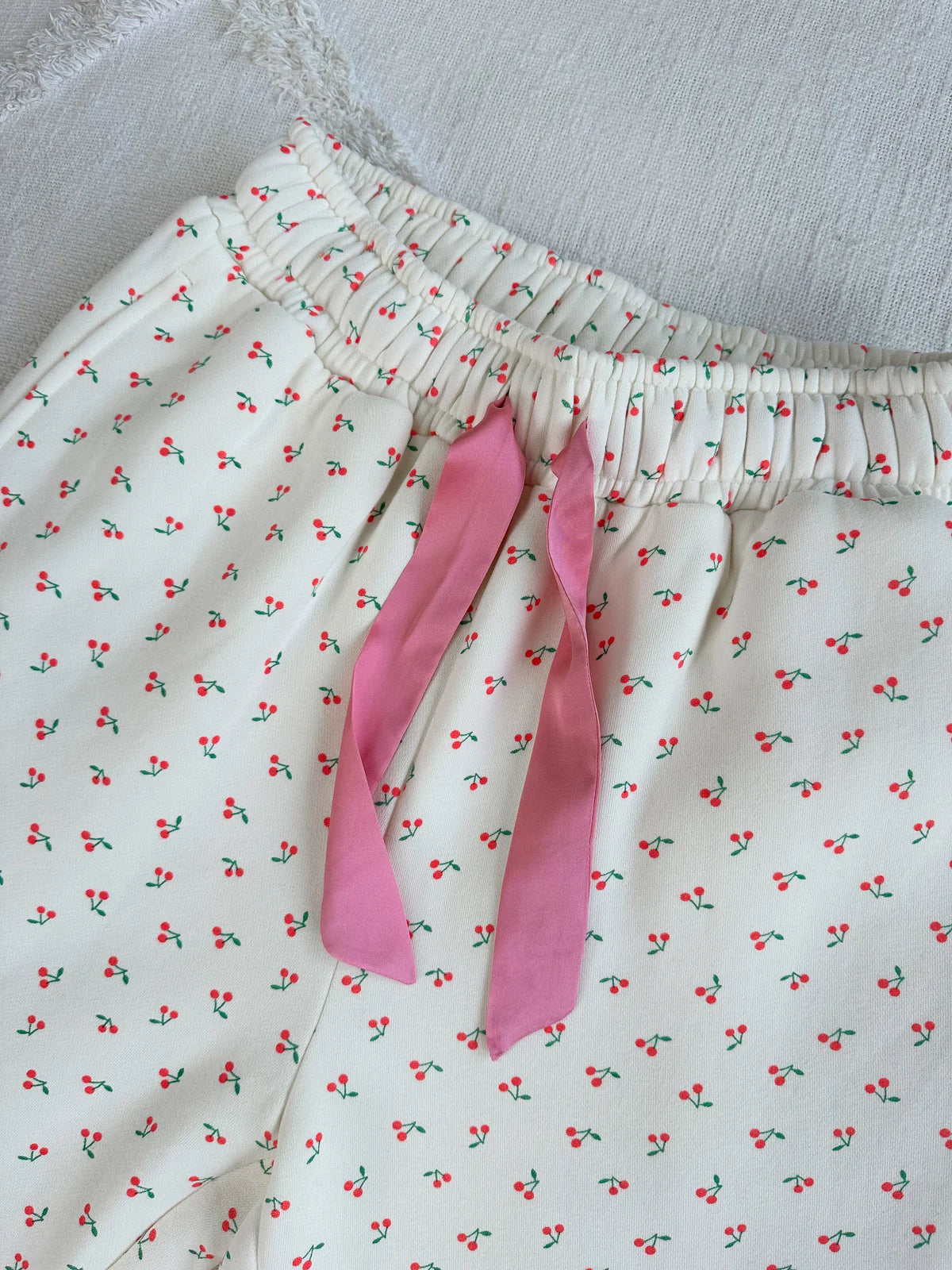 Sunkissed Coconut - Cherries joggers