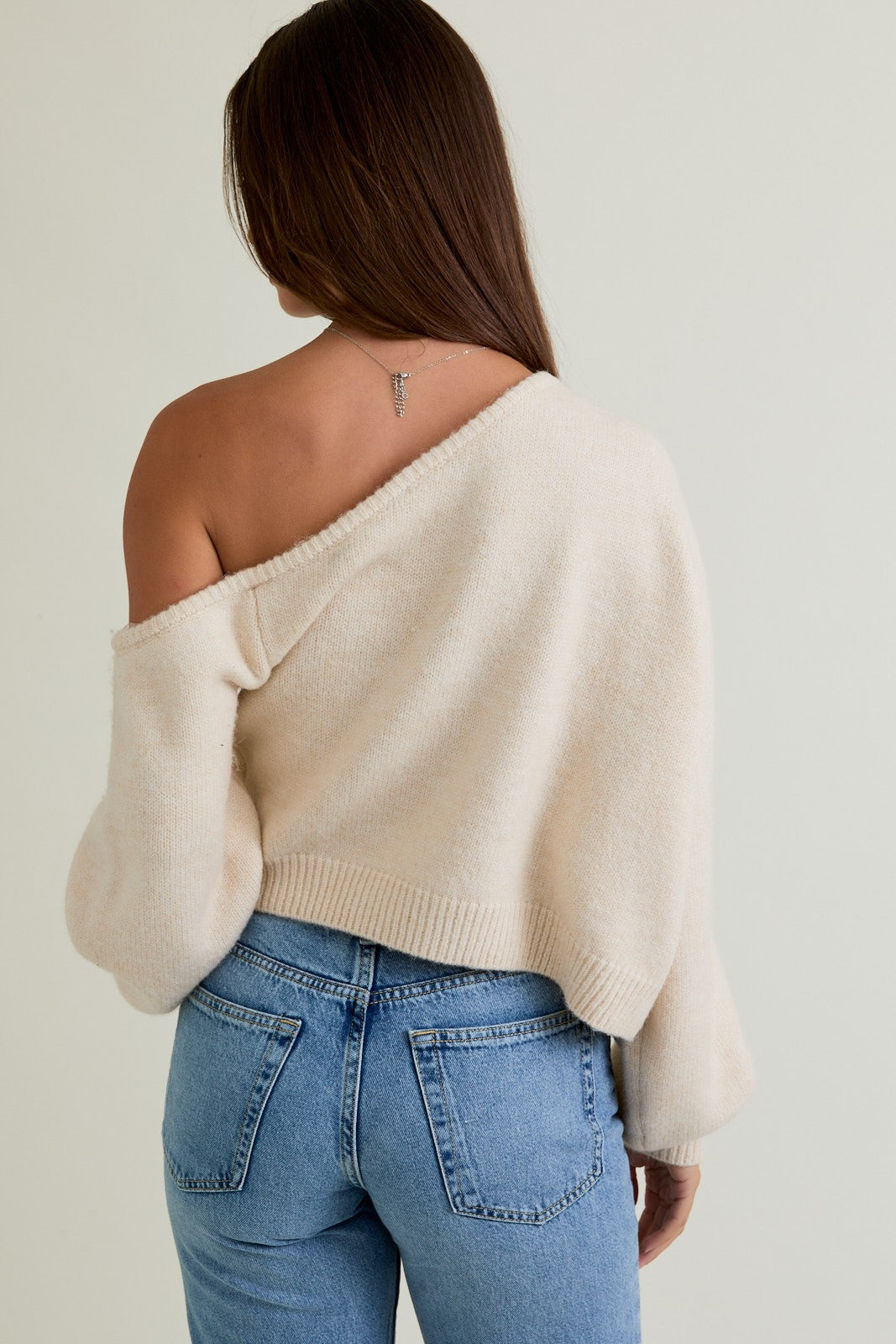 Lelis - Off shoulder beige