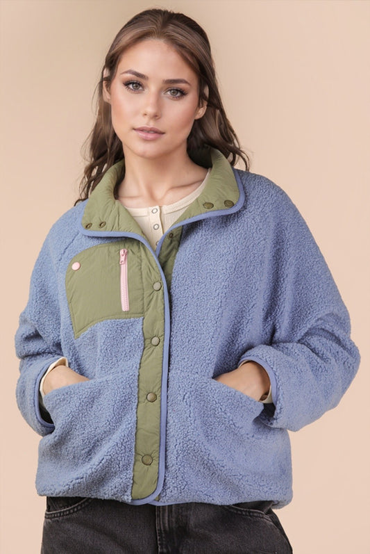 New in - reversible sherpa bleu/vert
